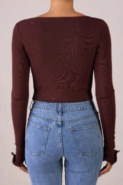 Ruffle Hem Top (Chocolate Brown)(Ruffle Hem Top Chocolate Brown) -SAME FAHION STORE RTW R2556