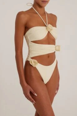 Rosette Cut Out One Piece (Faux Suede Cream/Cream)(Rosette Cut Out One Piece Faux Suede Cream Cream) -SAME FAHION STORE SAME Ecomm24.37