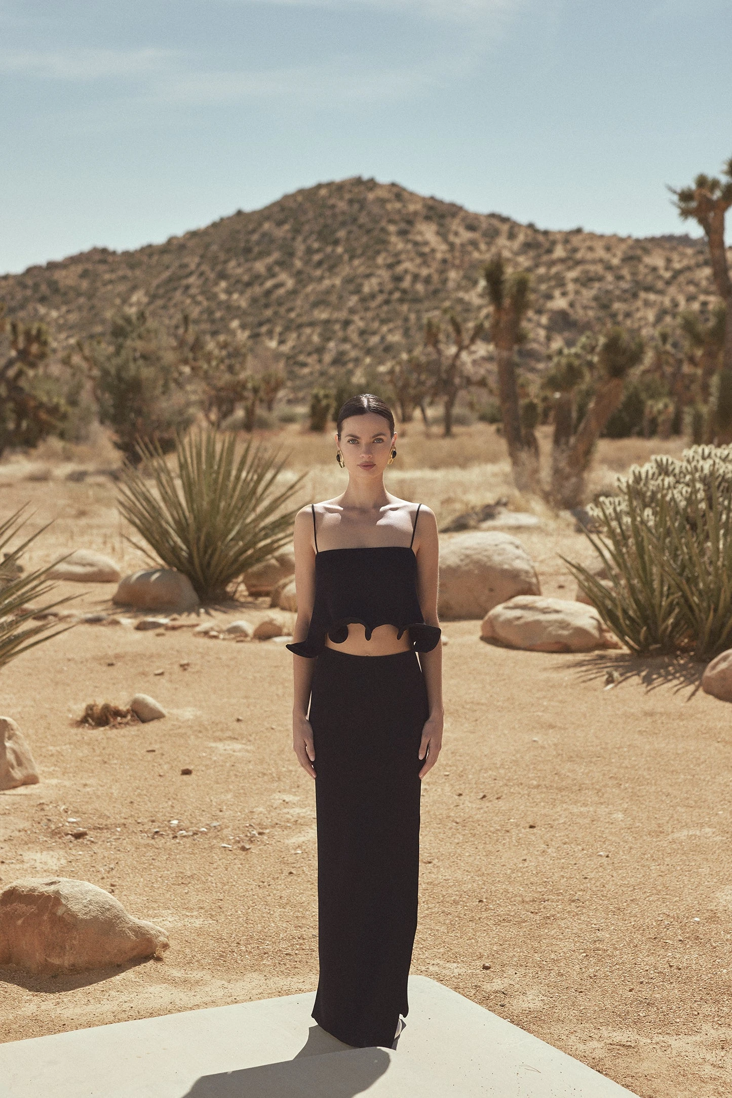 Ruffle Hem Crop Top (Black)(Ruffle Hem Crop Top Black) 4 Ruffle Hem Crop Top (Black)(Ruffle Hem Crop Top Black) - Image 2